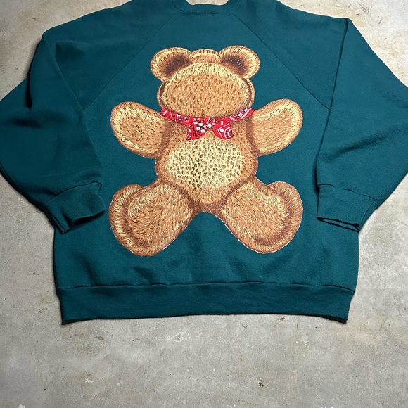 Vintage Bear Sweatshirt - Picture 5 of 6